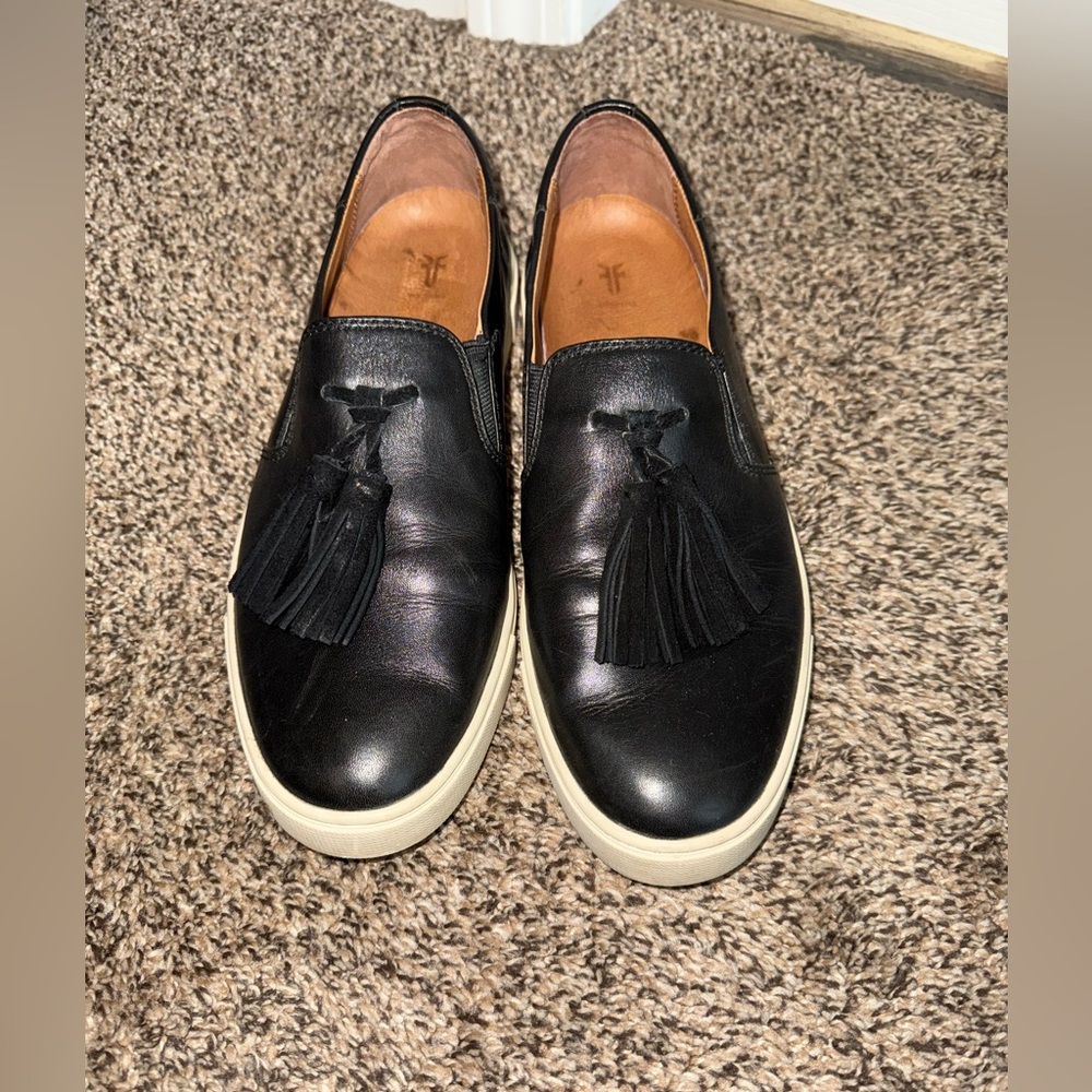 Frye Leather Tassel Slip-On Black Sz 8